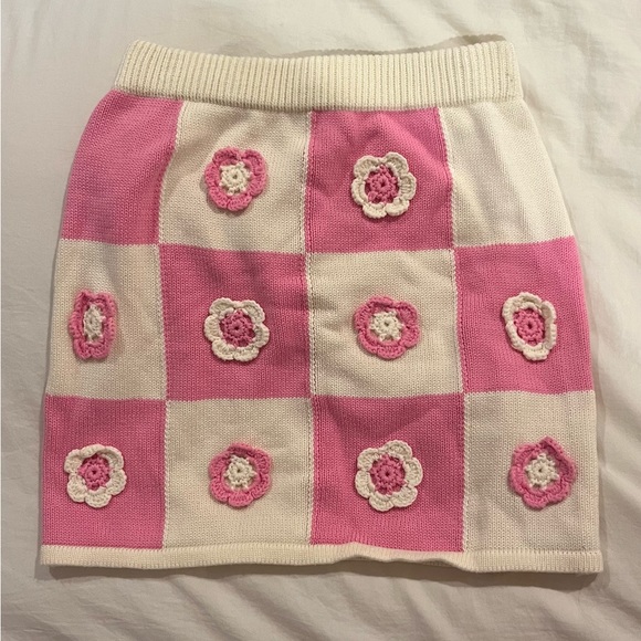 Boutique Set - Picture 2 of 7